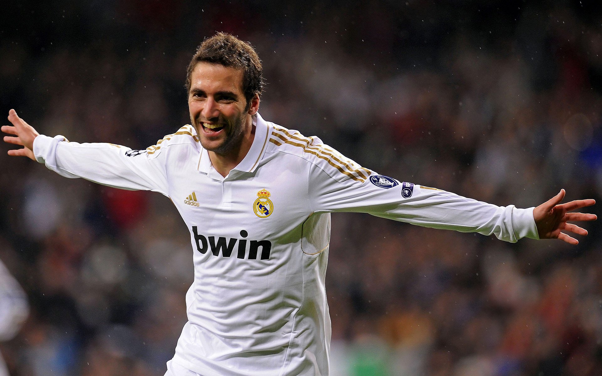 西甲劲旅逆袭:关键时刻的精彩反超,2场5球打爆西甲劲旅